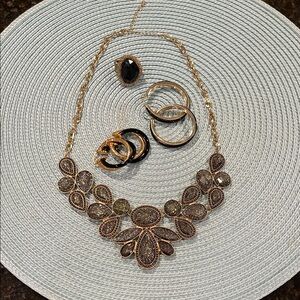 4 pc Goldtone and Black Jewelry Set